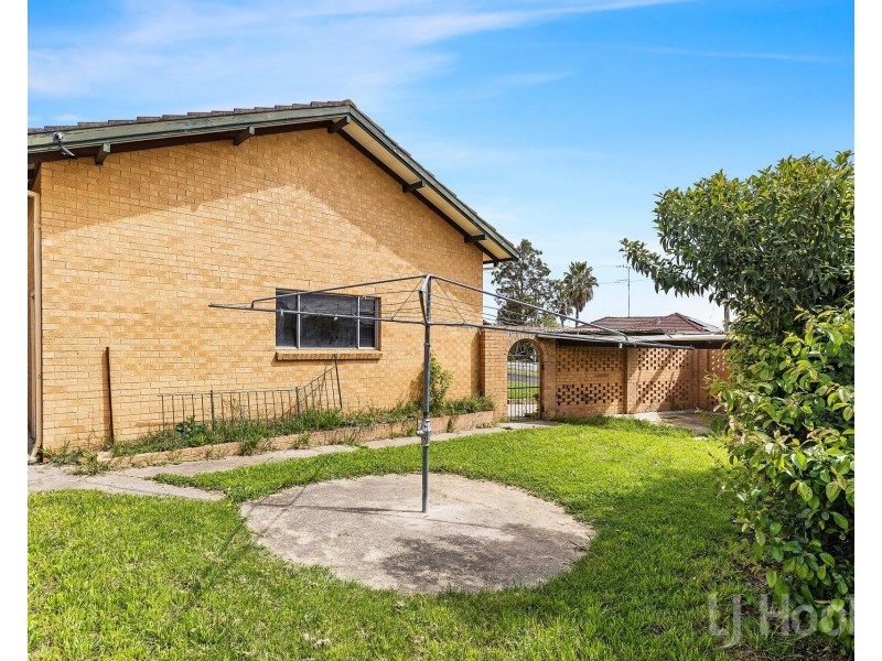 25 Christopher Crescent, Karabar NSW 2620