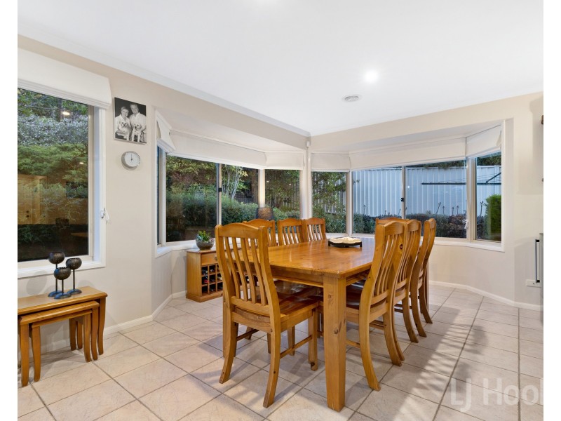 37 Kinlyside Avenue, Jerrabomberra NSW 2619