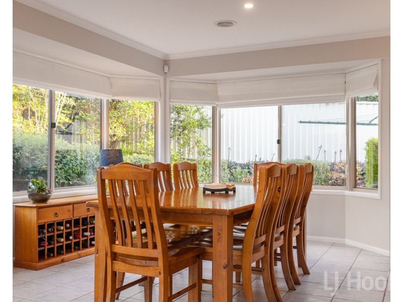 37 Kinlyside Avenue, Jerrabomberra NSW 2619