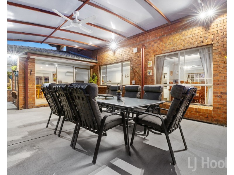 37 Kinlyside Avenue, Jerrabomberra NSW 2619
