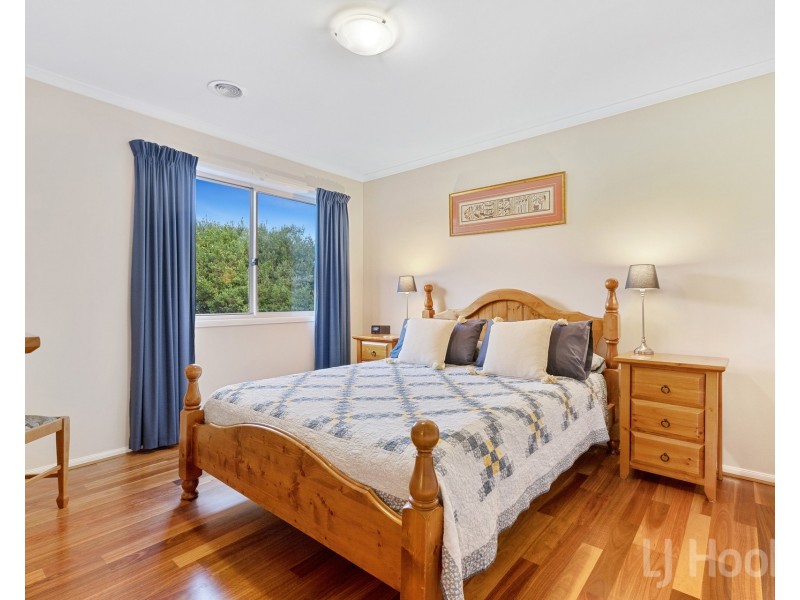 37 Kinlyside Avenue, Jerrabomberra NSW 2619