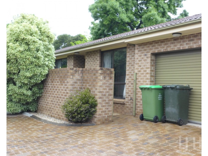 1/41 Molonglo Street, Queanbeyan NSW 2620