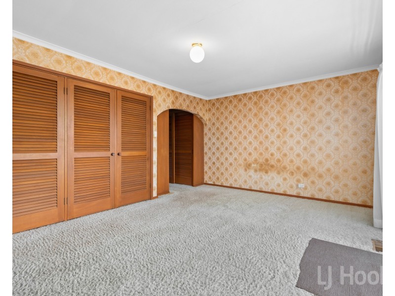 30 Brereton Street, Queanbeyan West NSW 2620