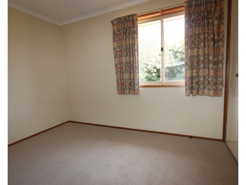 14 Franklin Court, Jerrabomberra NSW 2619