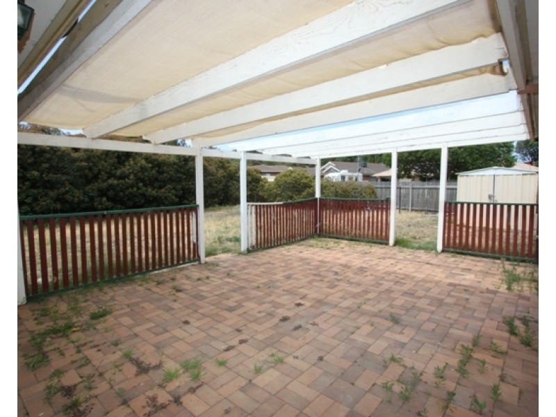 14 Franklin Court, Jerrabomberra NSW 2619