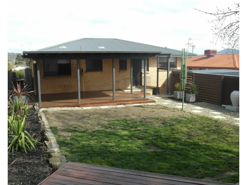 13 Carwoola Place, Queanbeyan NSW 2620