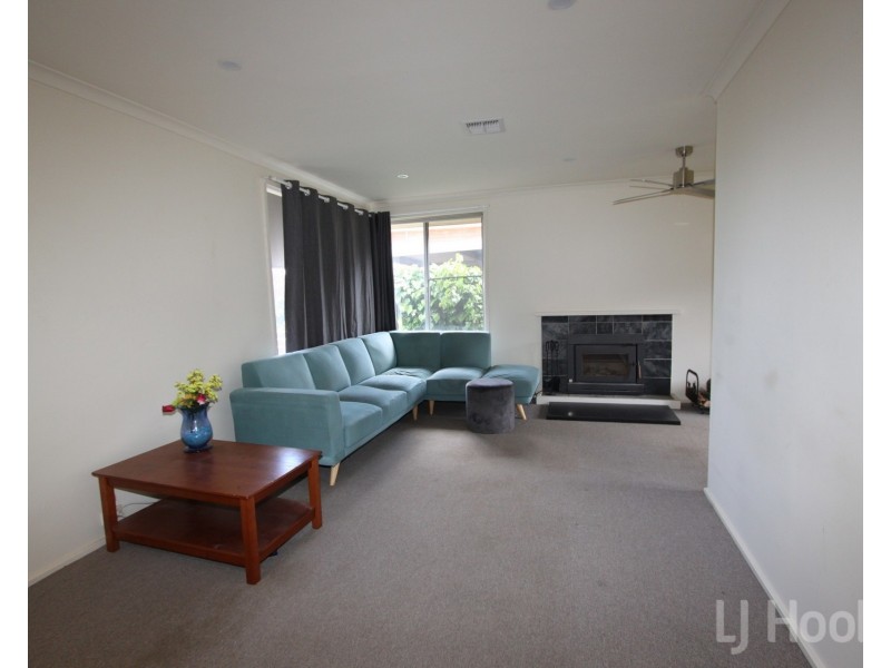 21 Montebar Row, Queanbeyan NSW 2620