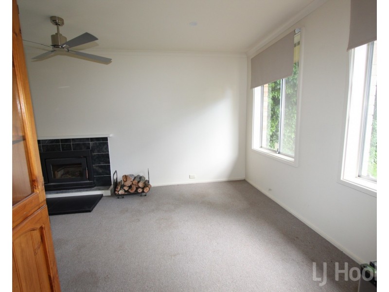 21 Montebar Row, Queanbeyan NSW 2620