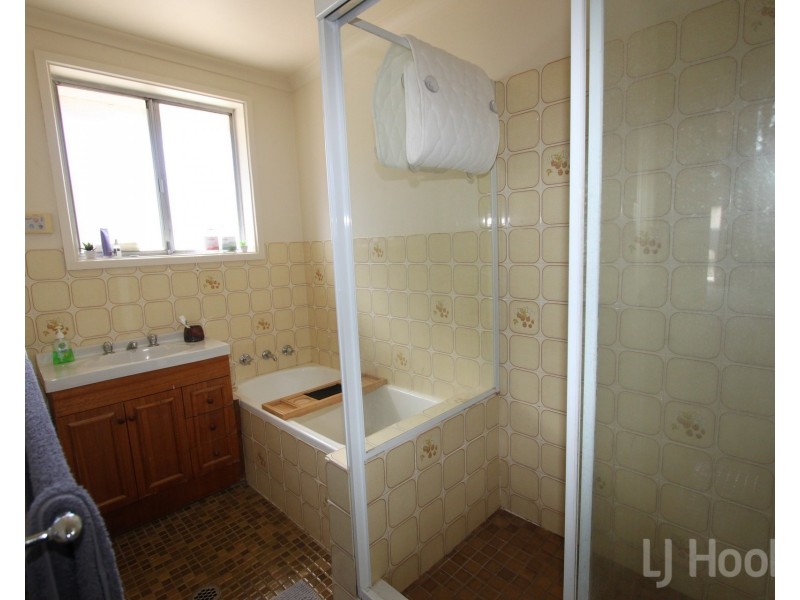 21 Montebar Row, Queanbeyan NSW 2620