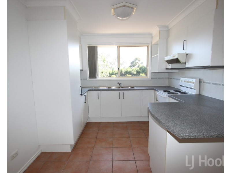2/6 Gerrard Place, Queanbeyan NSW 2620