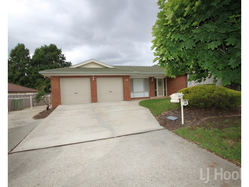 48 Allumba Street, Queanbeyan NSW 2620