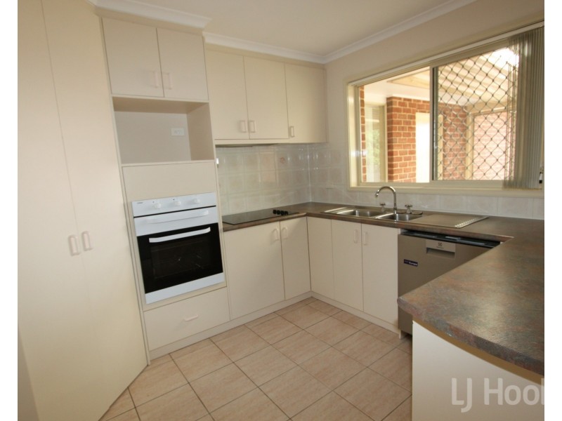 48 Allumba Street, Queanbeyan NSW 2620