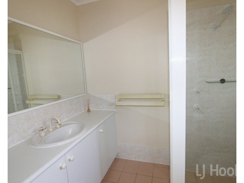 48 Allumba Street, Queanbeyan NSW 2620