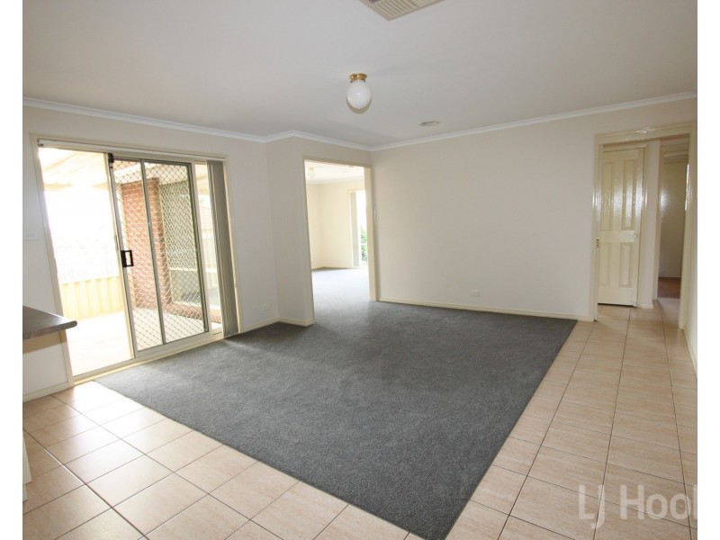 48 Allumba Street, Queanbeyan NSW 2620