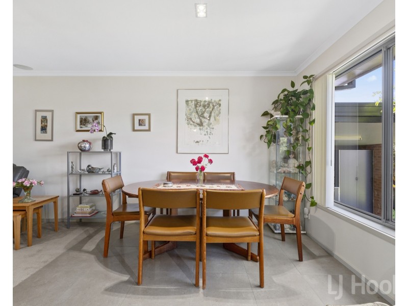 8 Hunt Place, Crestwood NSW 2620