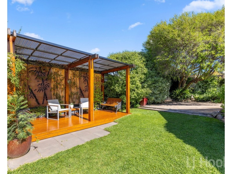 8 Hunt Place, Crestwood NSW 2620