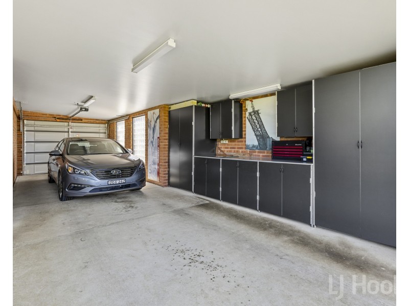 8 Hunt Place, Crestwood NSW 2620