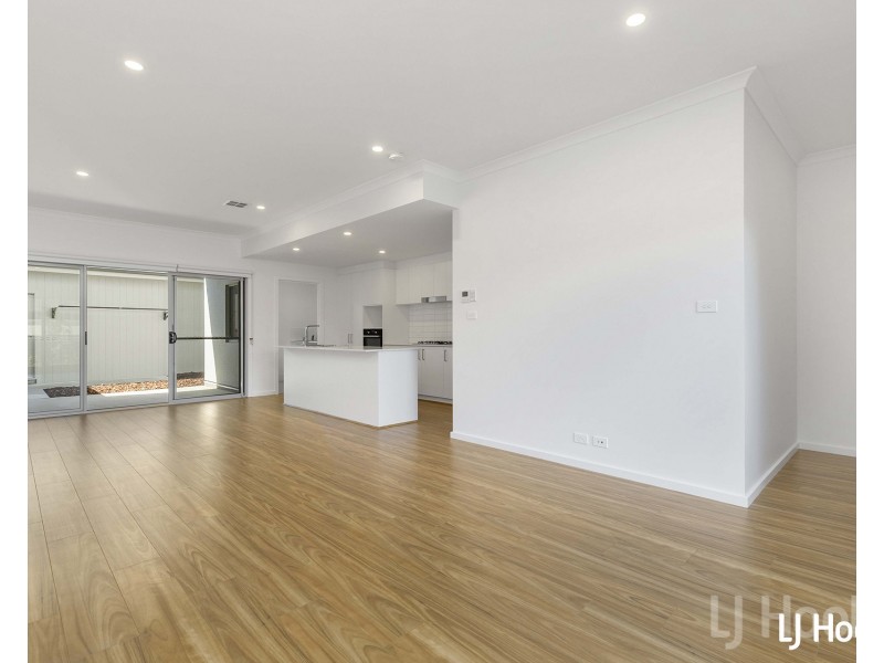 104 Gorman Drive, Googong NSW 2620
