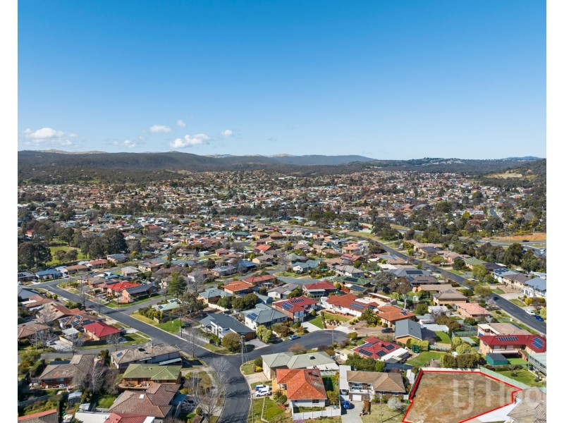 5 Hovea Place, Crestwood NSW 2620