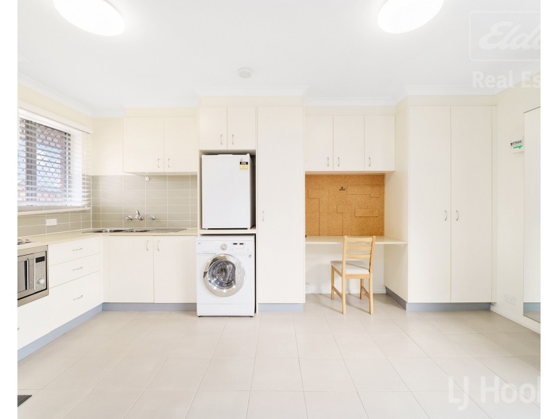 13/2 Donald Road, Queanbeyan NSW 2620