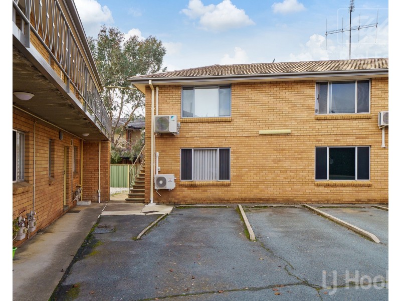 13/2 Donald Road, Queanbeyan NSW 2620