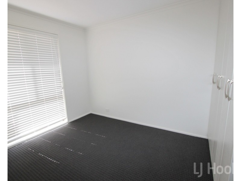 1/71 Donald Road, Queanbeyan NSW 2620