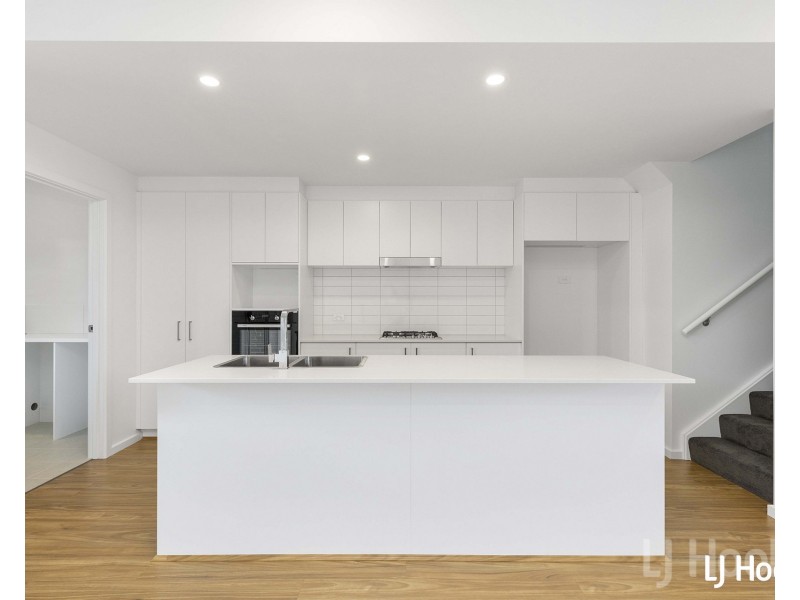 104 Gorman Drive, Googong NSW 2620