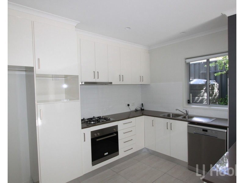 3/5 Arthur Street, Crestwood NSW 2620