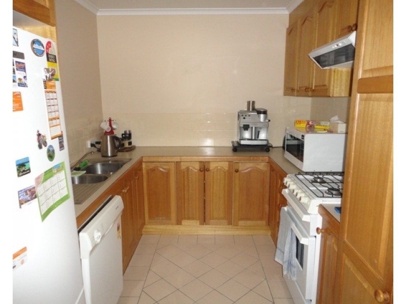 1/8 Kenny Place, Queanbeyan NSW 2620