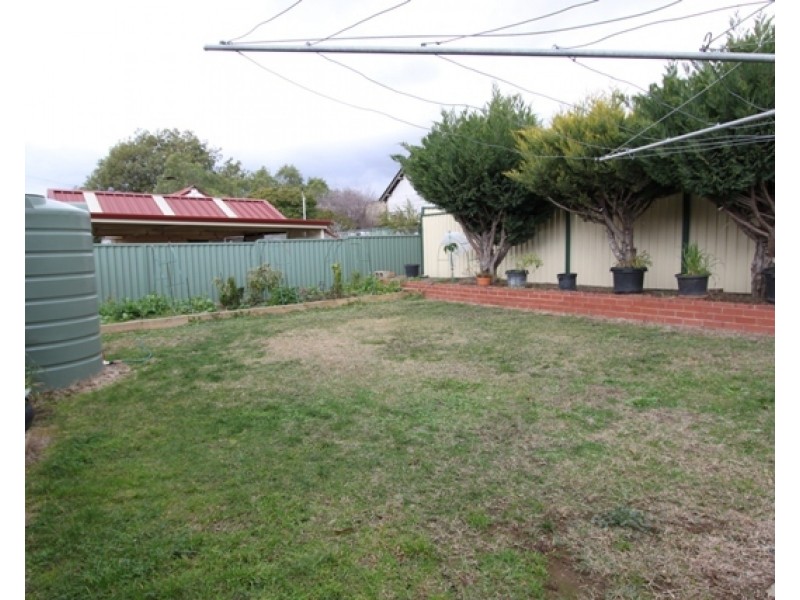 50 Henderson Road, Queanbeyan NSW 2620