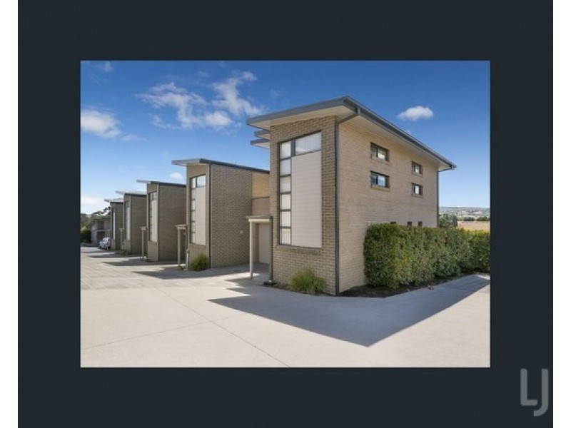 13/19-21 Henderson Road, Queanbeyan NSW 2620