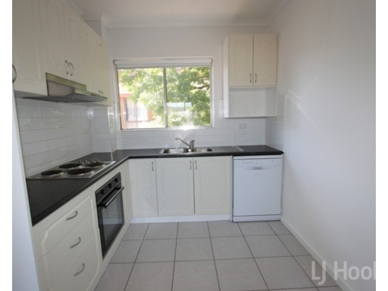 4/53 Morton Street, Queanbeyan NSW 2620