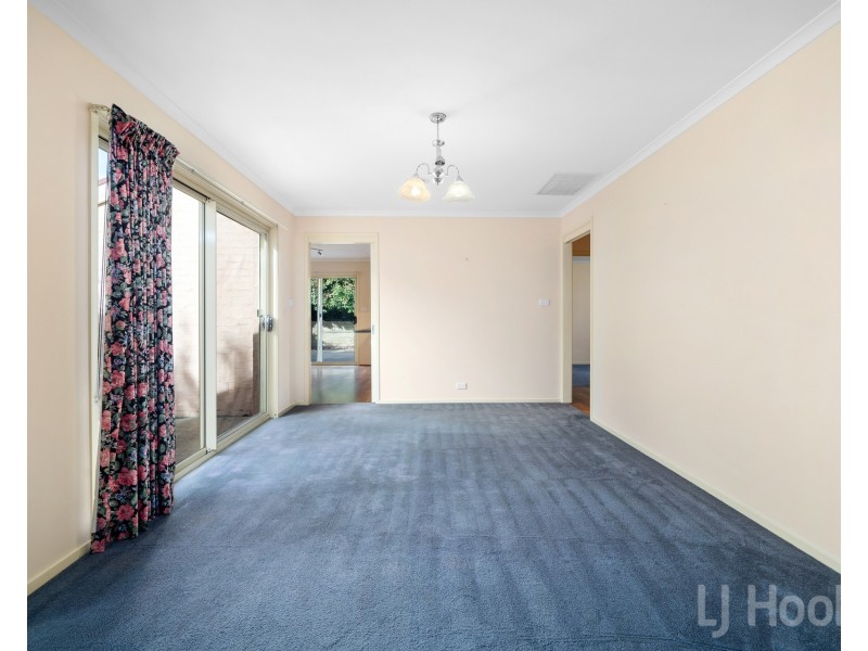 20 Pannamena Crescent, Jerrabomberra NSW 2619
