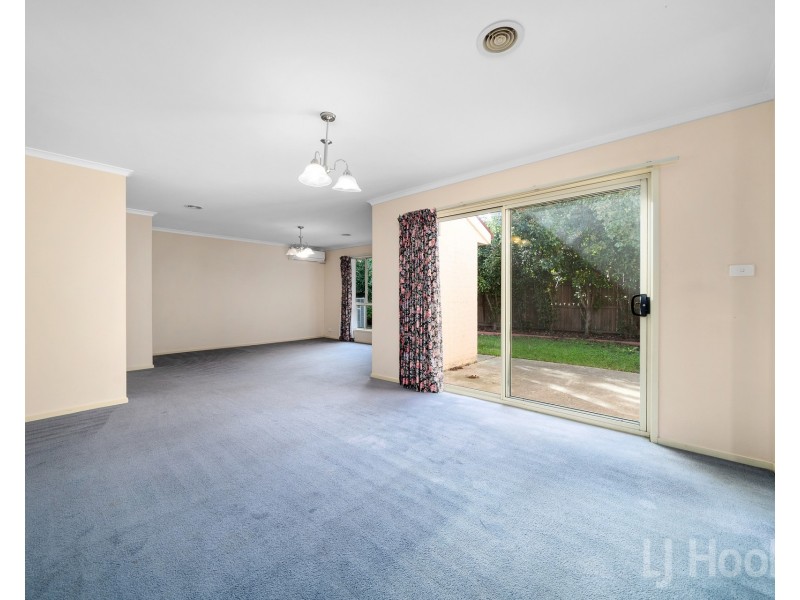 20 Pannamena Crescent, Jerrabomberra NSW 2619