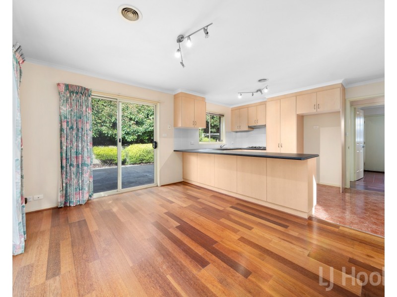 20 Pannamena Crescent, Jerrabomberra NSW 2619