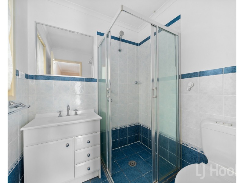 20 Pannamena Crescent, Jerrabomberra NSW 2619