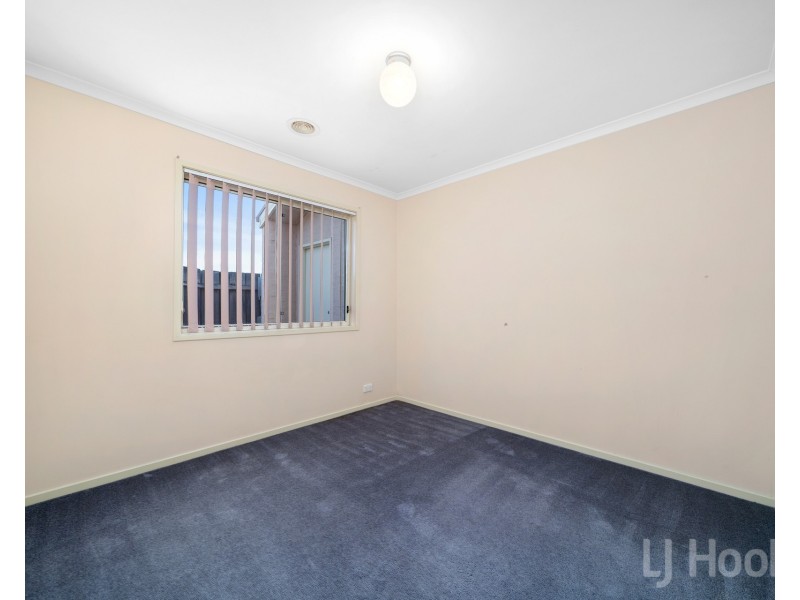 20 Pannamena Crescent, Jerrabomberra NSW 2619
