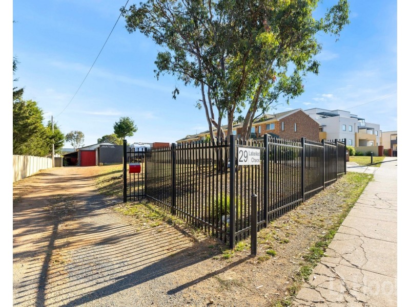 29 Uriarra Road, Queanbeyan NSW 2620