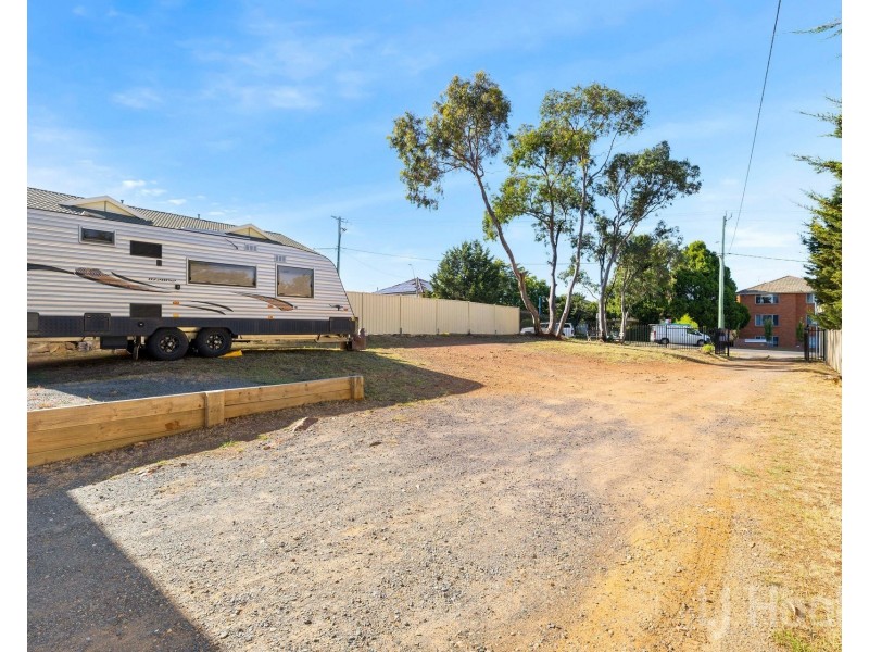 29 Uriarra Road, Queanbeyan NSW 2620