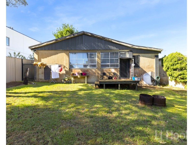 29 Uriarra Road, Queanbeyan NSW 2620