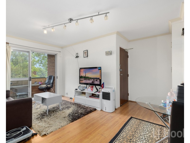 6/30 Trinculo Place, Queanbeyan East NSW 2620