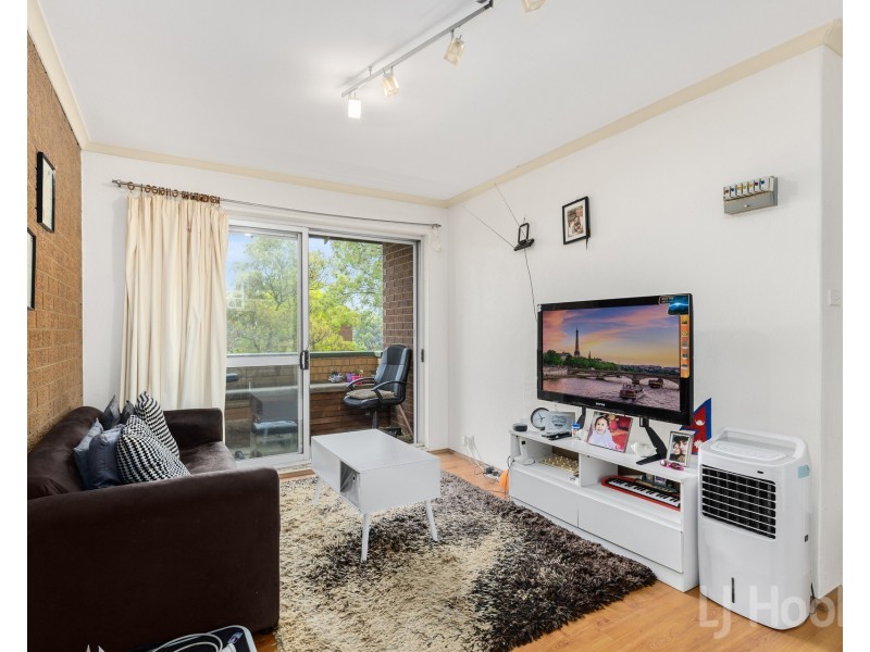 6/30 Trinculo Place, Queanbeyan East NSW 2620