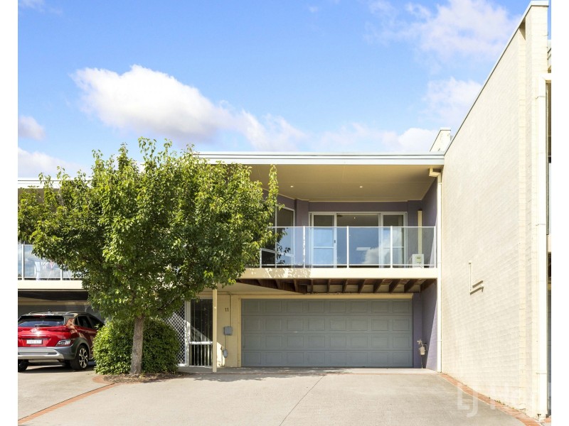 11/11 Doeberl Place, Karabar NSW 2620