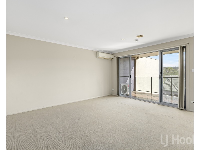 11/11 Doeberl Place, Karabar NSW 2620