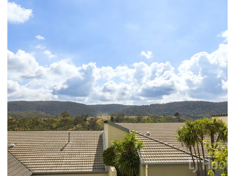 11/11 Doeberl Place, Karabar NSW 2620