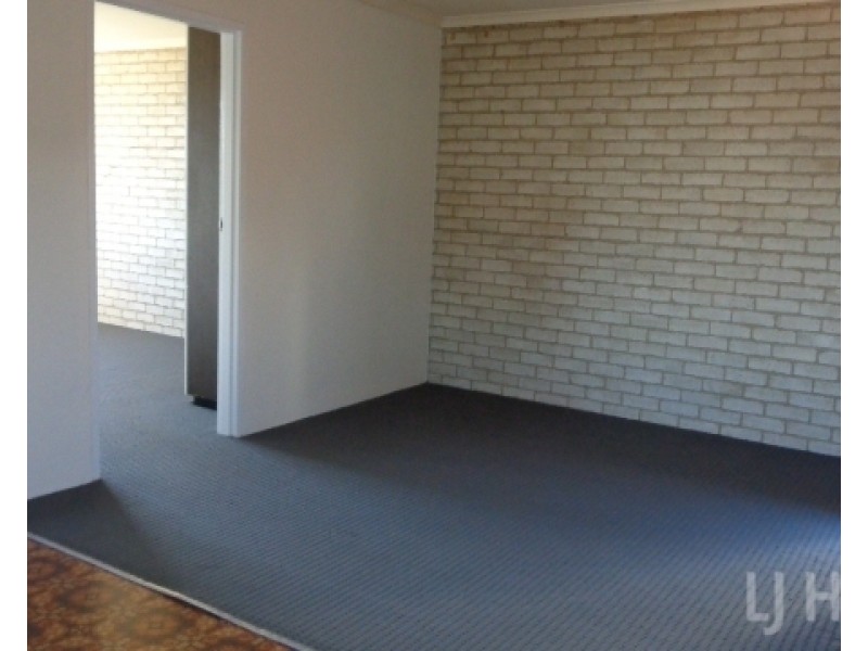 3/31 Mowatt Street, Queanbeyan NSW 2620