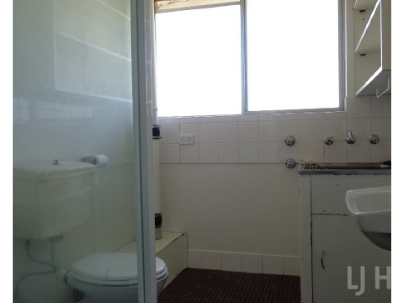 3/31 Mowatt Street, Queanbeyan NSW 2620