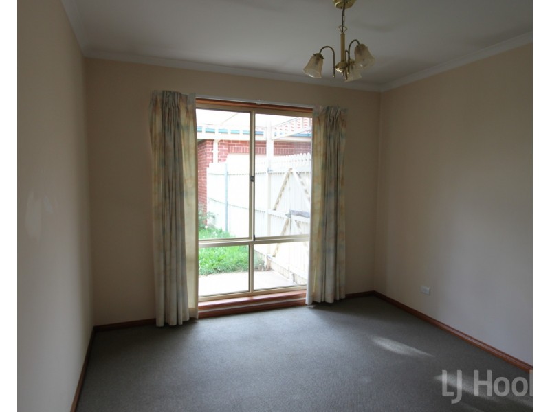11/1 Forest Drive, Jerrabomberra NSW 2619