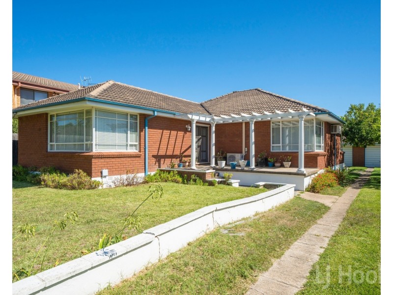 37 Atkinson Street, Queanbeyan East NSW 2620