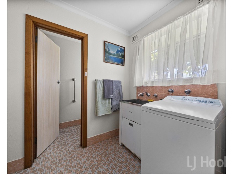 37 Atkinson Street, Queanbeyan East NSW 2620